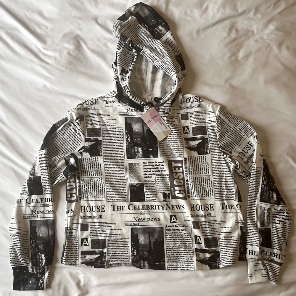 Eras Tour newspaper print hoodie long-sleeve Reputation Era vibe, size Medium